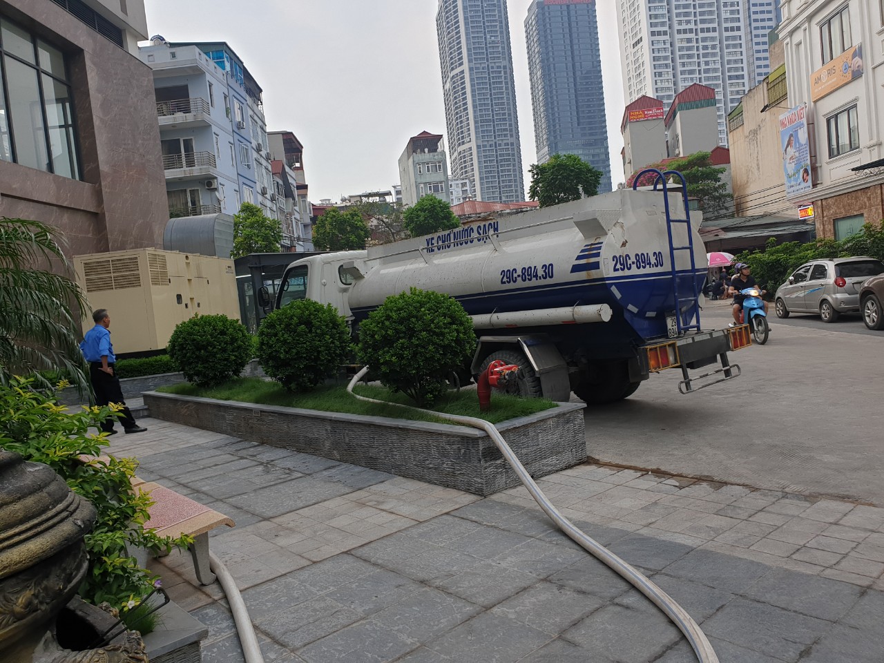 Dịch vụ Xe nước sạch rửa đường tại Bắc Giang
